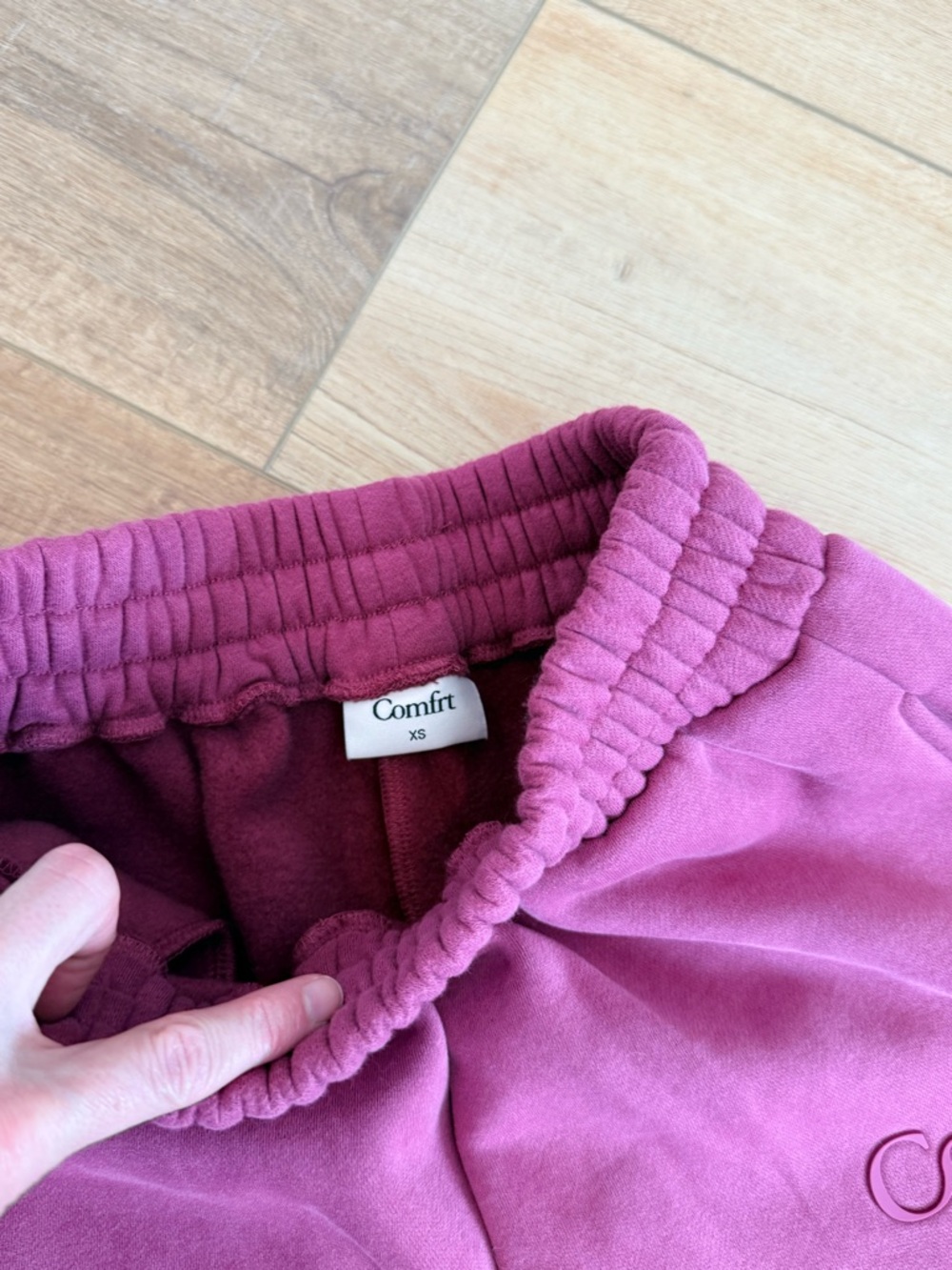 Comfrt minimalist sweat pants - Picture 3 of 4